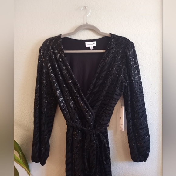 NWT Veronica M LA Velvet Burn Out Animal Print Sheer Faux Wrap Dress - Picture 4 of 7